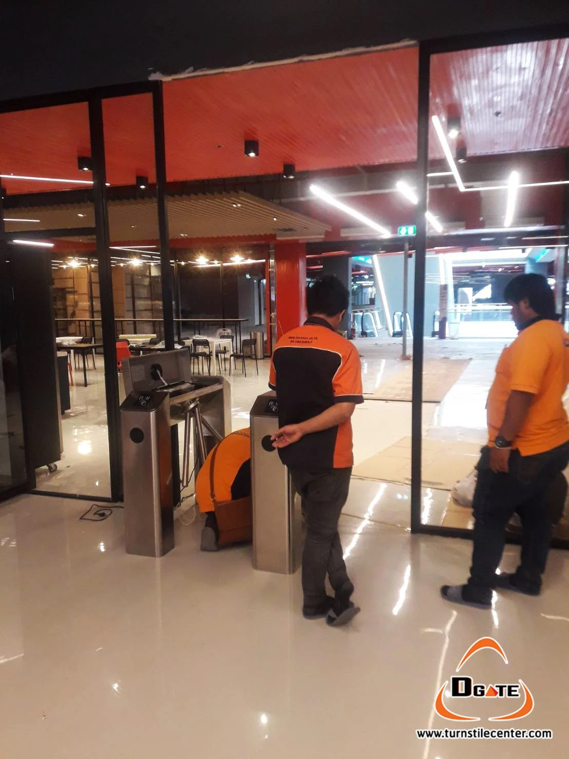 ผลงานติดตั้งเครื่องกั้นสามขา Fitwhey Gym — Show DC พระราม 9 ภาพที่ 1