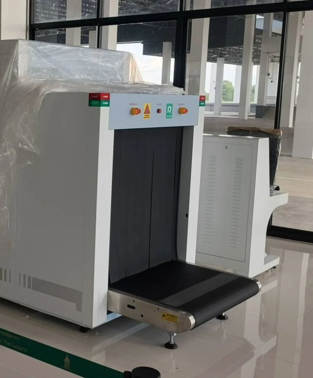 เครื่อง X-Ray สแกนกระเป๋าแกะห่อพร้อมใช้งานจริงที่จุดตรวจ