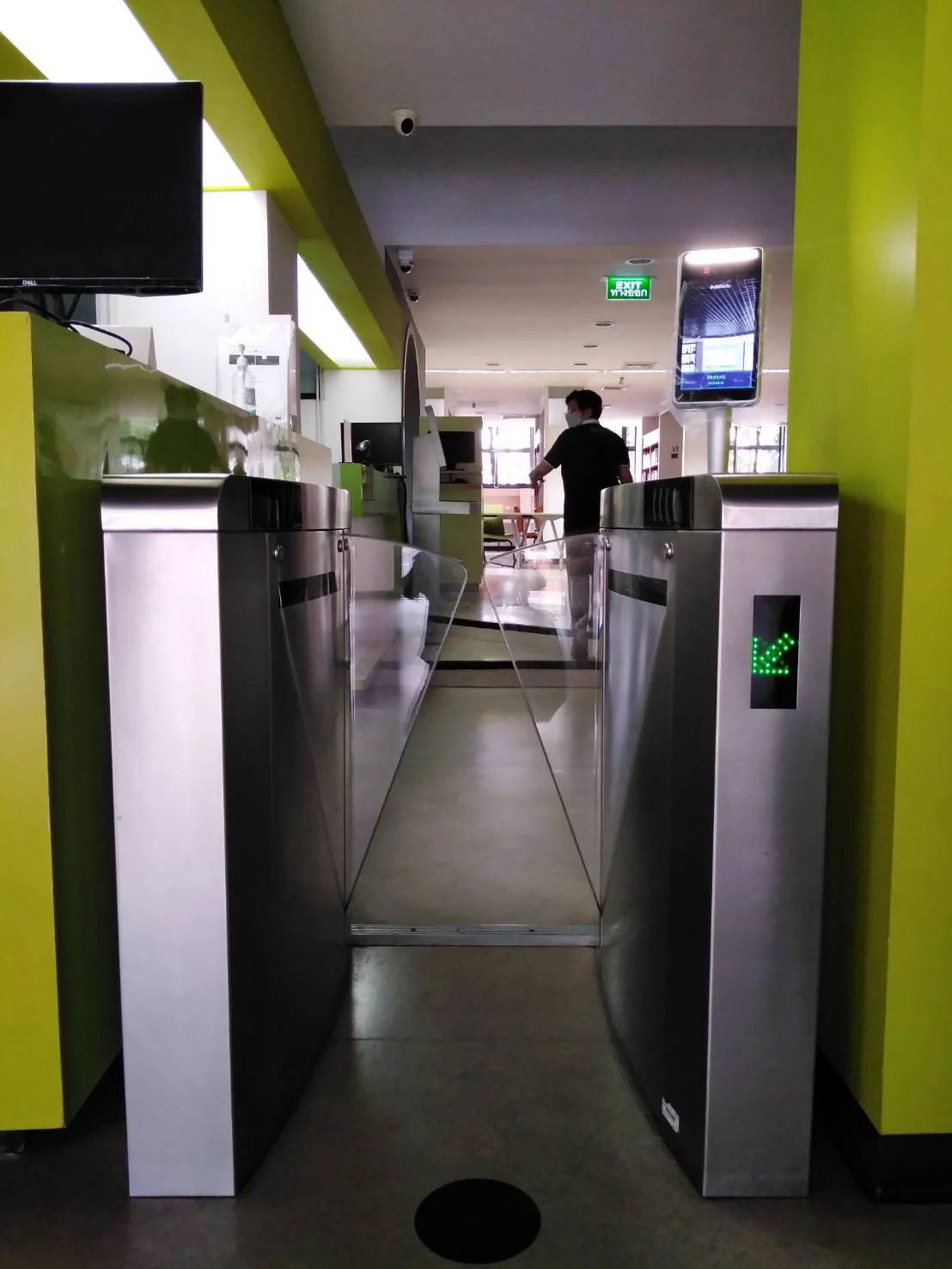 Flap Barrier ประตูปีกผีเสื้อ